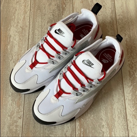 nwt nike zoom 2k